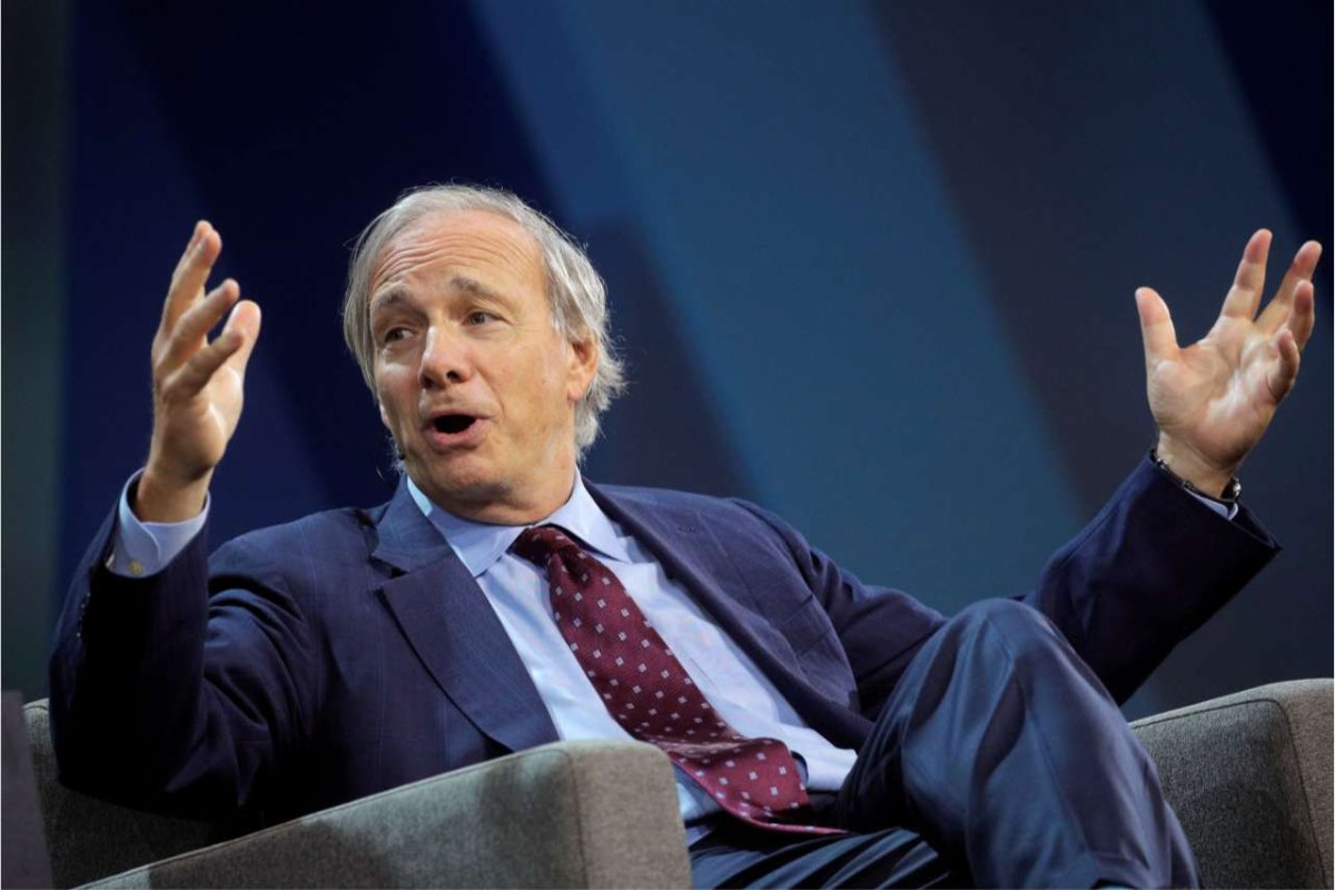 In the investment journey, learning from successful individuals and studying their strategies can provide wisdom and guidance to individual investors