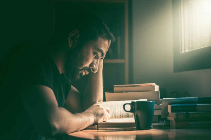 Reading books always plays an essential role in one's life and personal development. For investors, this is even more critical