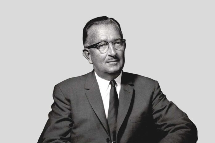 Thomas Rowe Price and Fundamental Investment Principles