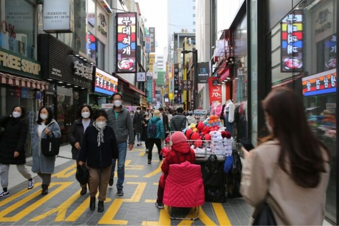 Data from the Korean Statistical Office reveals a notable reduction in the country's birth rate, dropping from 0.78 in 2022 to a historic low of 0.72 in 2023.