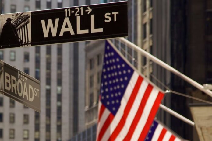 On Wednesday, US stocks saw an uptick as investors absorbed Fed's testimony before Congress. The central banker indicated that the Federal Reserve is still considering rate cuts in 2024. All three major indices experienced gains, and bond yields slightly dipped.